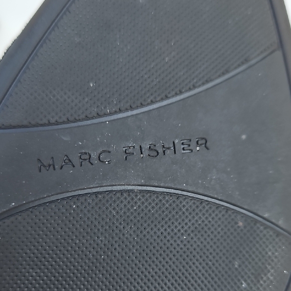 Marc Fisher Black Heels Classic Design - Picture 9 of 12
